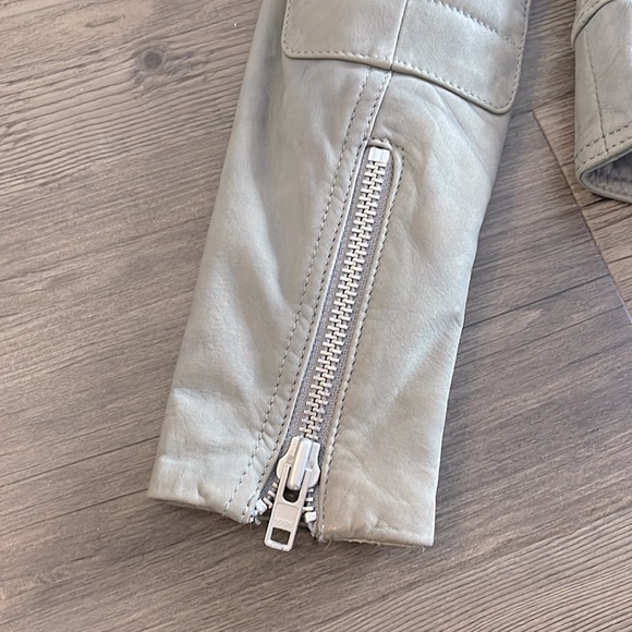 Danier Leather/Suede Nubuck Moto Biker Jacket - Picture 6 of 16